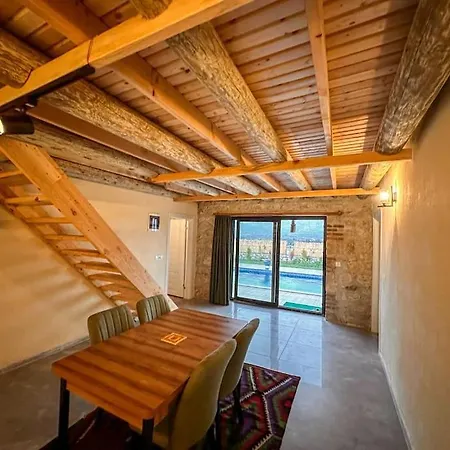 Ikizler 2 / Seydikemer Hotel